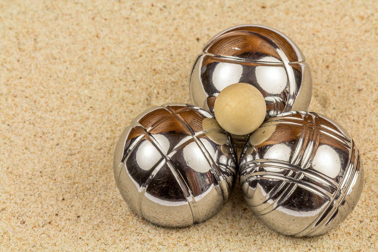 CONCOURS DE PÉTANQUE